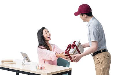 《GT赛车7》11月更新添加5辆新车 保时捷概念超跑Mission X上线